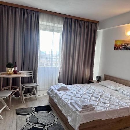 Downtown Studio Calea Victoriei Ultracentral Bukares Bagian luar foto
